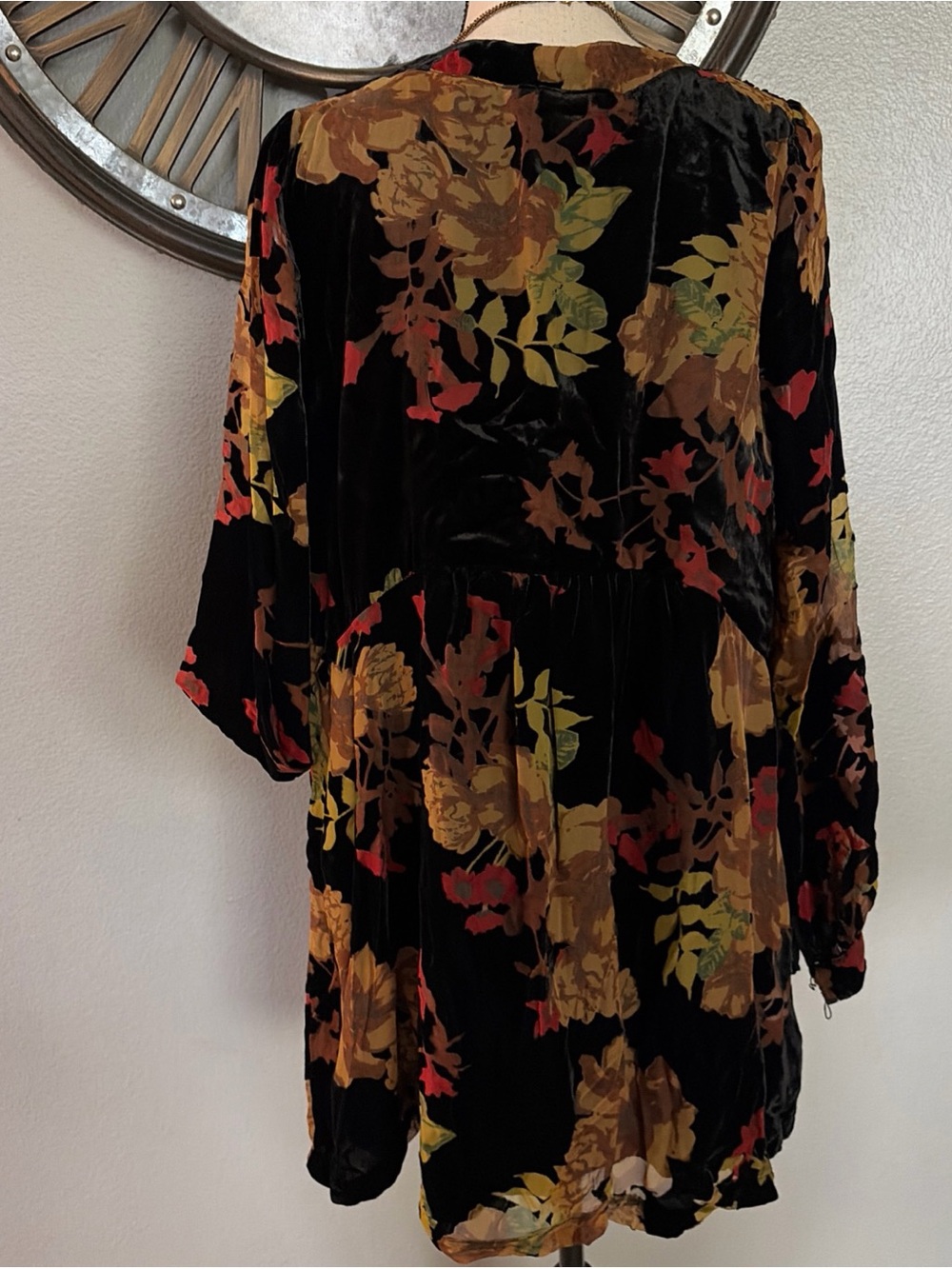 FREE PEOPLE VELVET GOLD BURNOUT Black Floral Velvet Long-Sleeve Tunic Dress - Picture 9 of 13